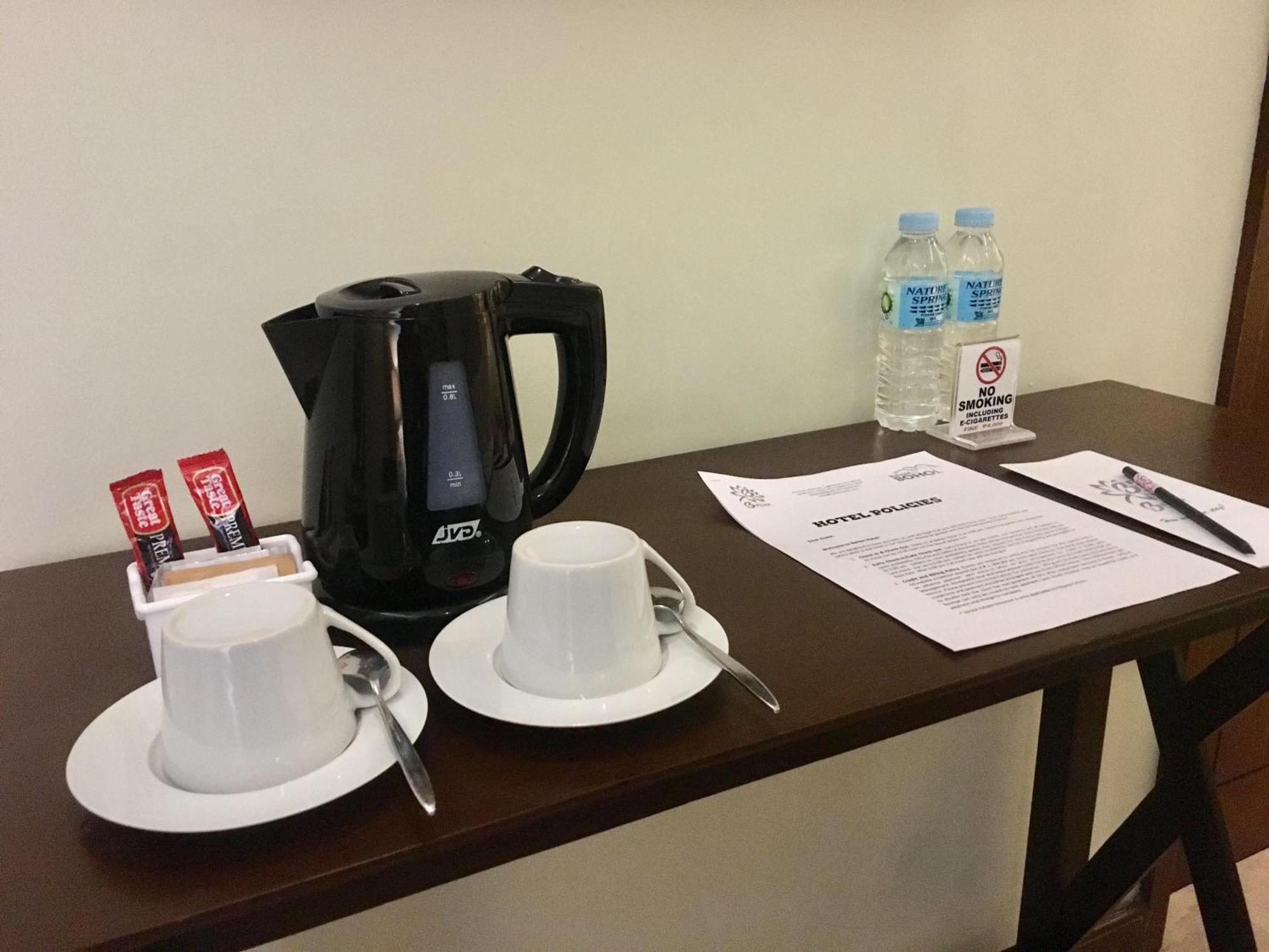 Belian Hotel Tagbilaran City Exteriör bild