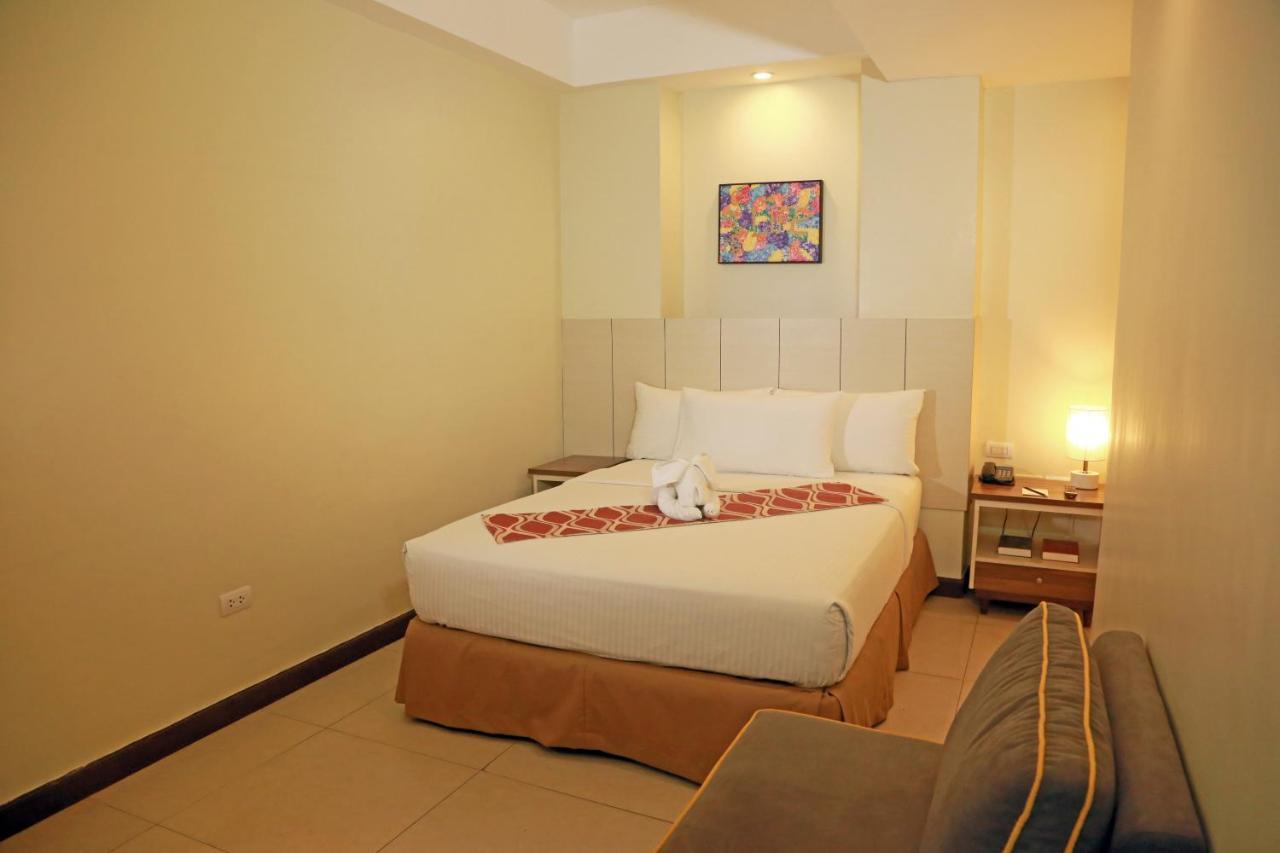 Belian Hotel Tagbilaran City Exteriör bild