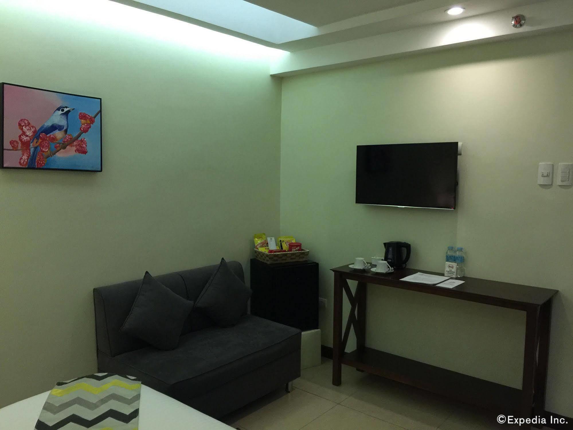 Belian Hotel Tagbilaran City Exteriör bild