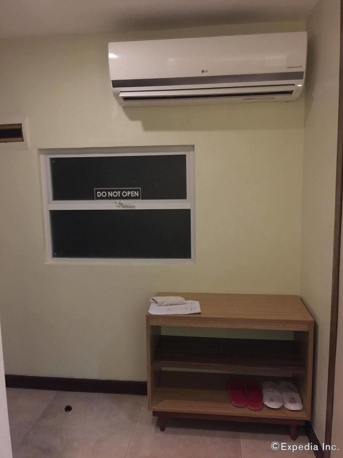 Belian Hotel Tagbilaran City Exteriör bild
