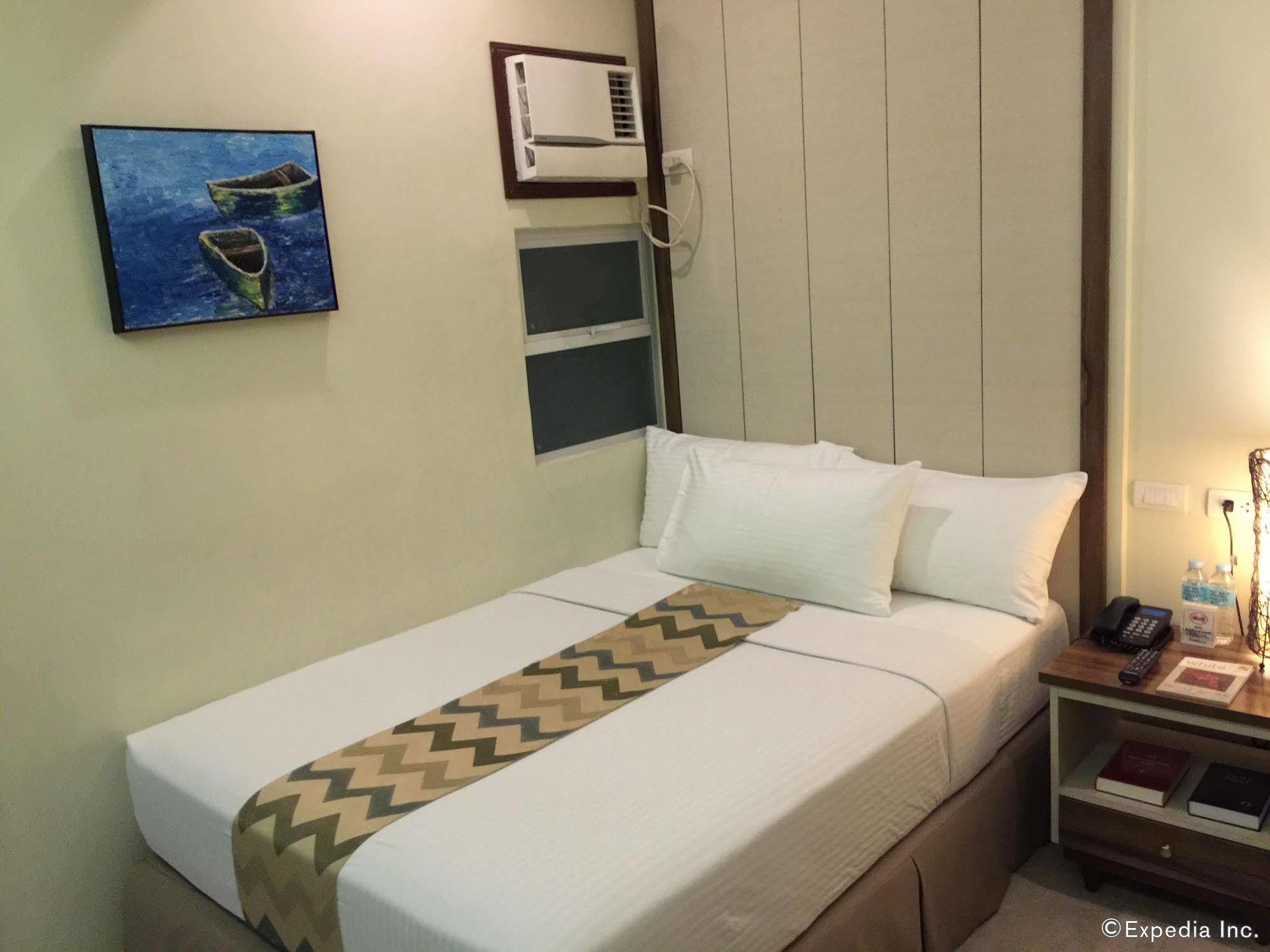 Belian Hotel Tagbilaran City Exteriör bild