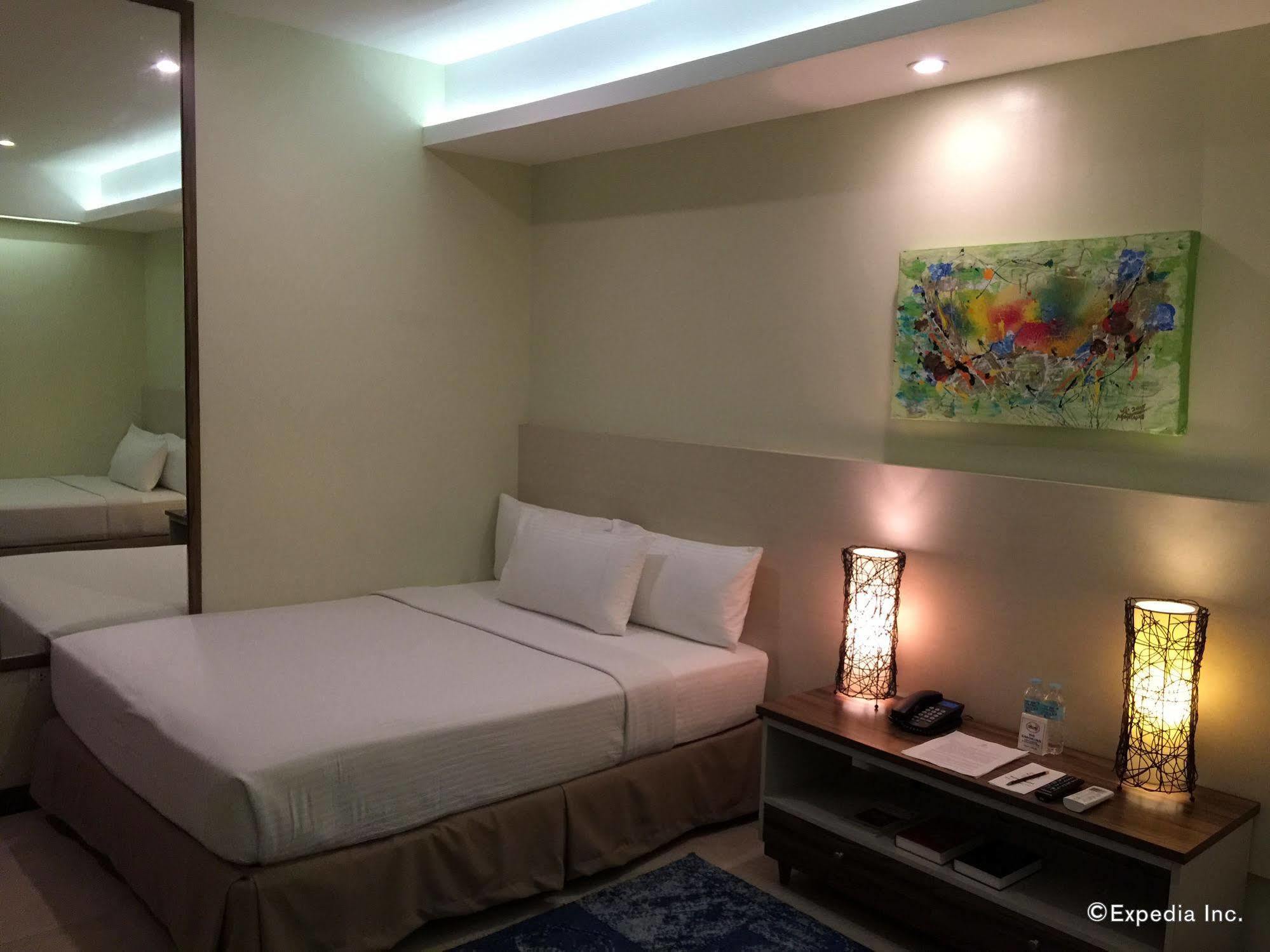 Belian Hotel Tagbilaran City Exteriör bild